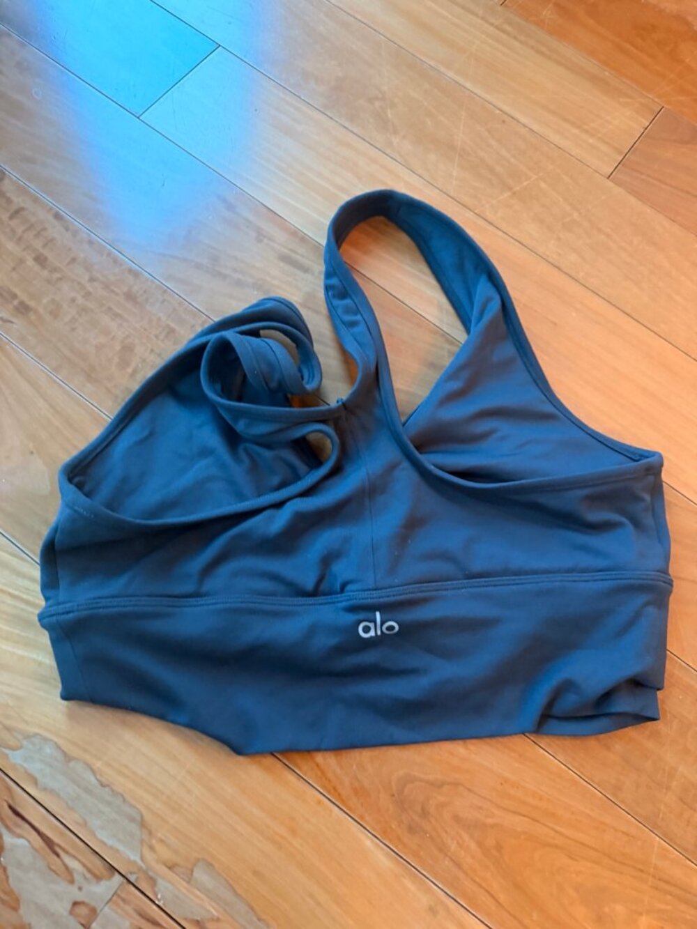 Alo Yoga Sports Bra — Black, Size L